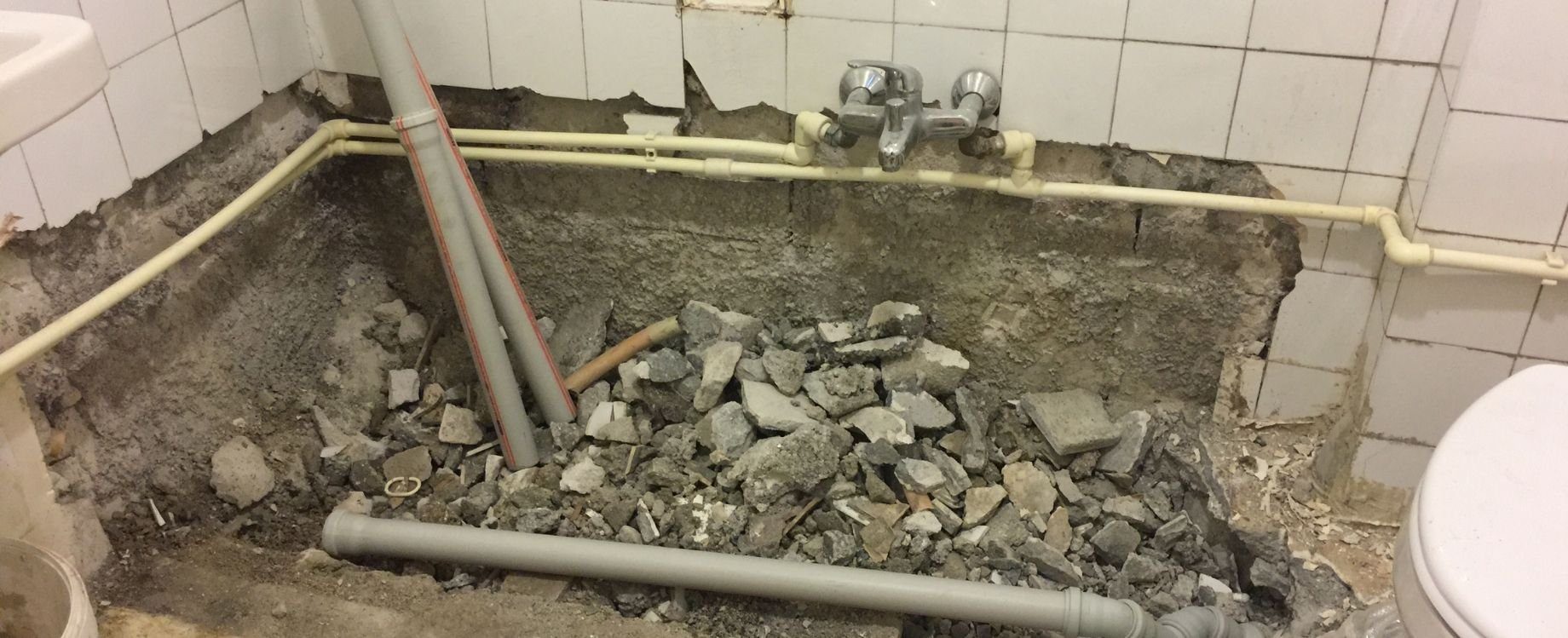 bathroom fitter near me SW20 0AW